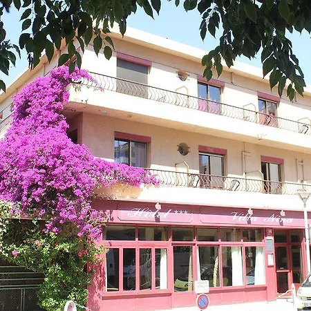 Ξενοδοχείο Nina